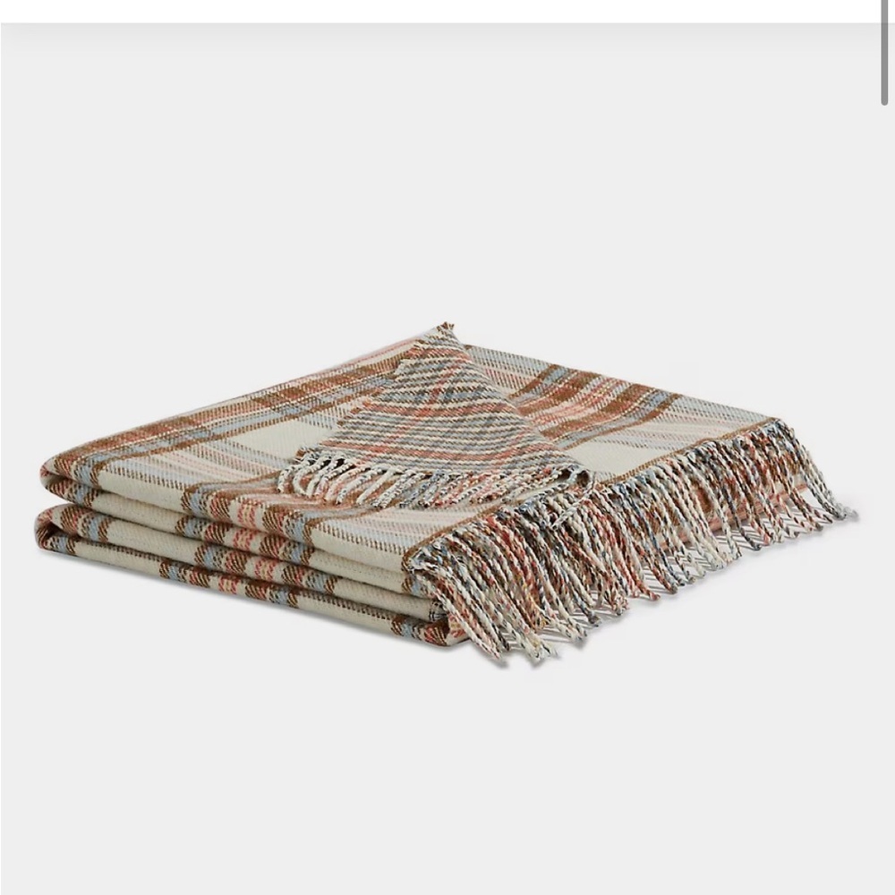 Hudson's Bay Plaid Throw Blanket - Cream and Brown - Picture 7 of 7